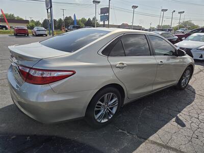 2016 Toyota Camry SE   - Photo 3 - Lafayette, IN 47905