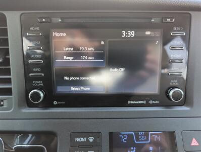 2018 Toyota Sienna XLE 8-Passenger   - Photo 19 - Lafayette, IN 47905