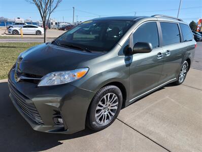 2018 Toyota Sienna XLE 8-Passenger   - Photo 7 - Lafayette, IN 47905