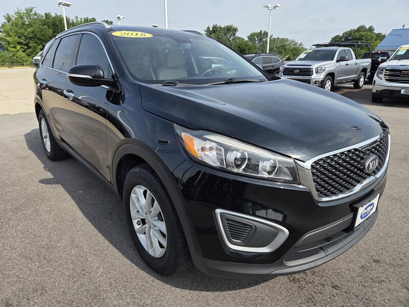 2018 Kia Sorento LX   - Photo 1 - Lafayette, IN 47905