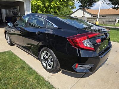 2018 Honda Civic LX   - Photo 5 - Lafayette, IN 47905
