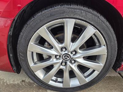 2020 Mazda Mazda3 Sedan Premium   - Photo 9 - Lafayette, IN 47905