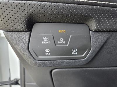 2024 Volkswagen Atlas Cross Sport SE 4Motion - Photo 14 - Lafayette, IN 47905