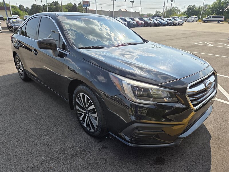 2018 Subaru Legacy 2.5i Premium   - Photo 1 - Lafayette, IN 47905