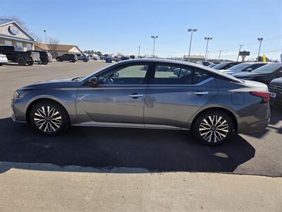 2024 Nissan Altima 2.5 SV   - Photo 6 - Lafayette, IN 47905