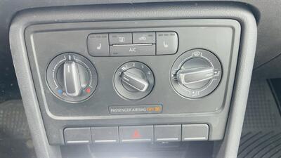 2016 Volkswagen Beetle Convertible 1.8T Denim   - Photo 19 - Lafayette, IN 47905