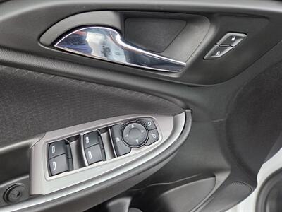 2023 Chevrolet Malibu LT   - Photo 13 - Lafayette, IN 47905