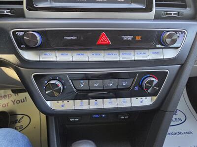 2018 Hyundai SONATA SEL   - Photo 20 - Lafayette, IN 47905