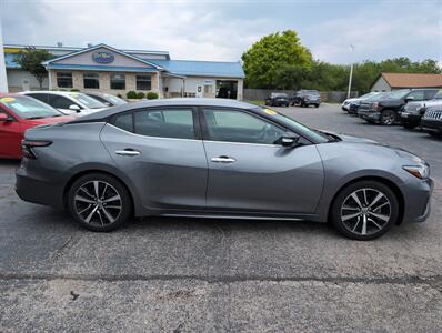 2021 Nissan Maxima 3.5 SV   - Photo 2 - Lafayette, IN 47905