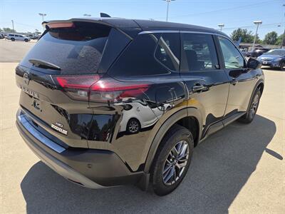 2023 Nissan Rogue S - Photo 3 - Lafayette, IN 47905