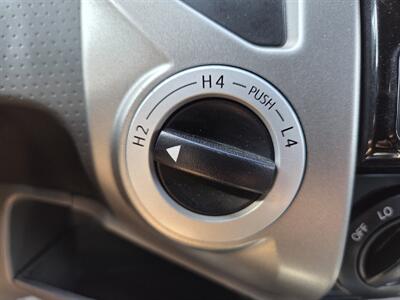 2015 Toyota Tacoma V6   - Photo 19 - Lafayette, IN 47905