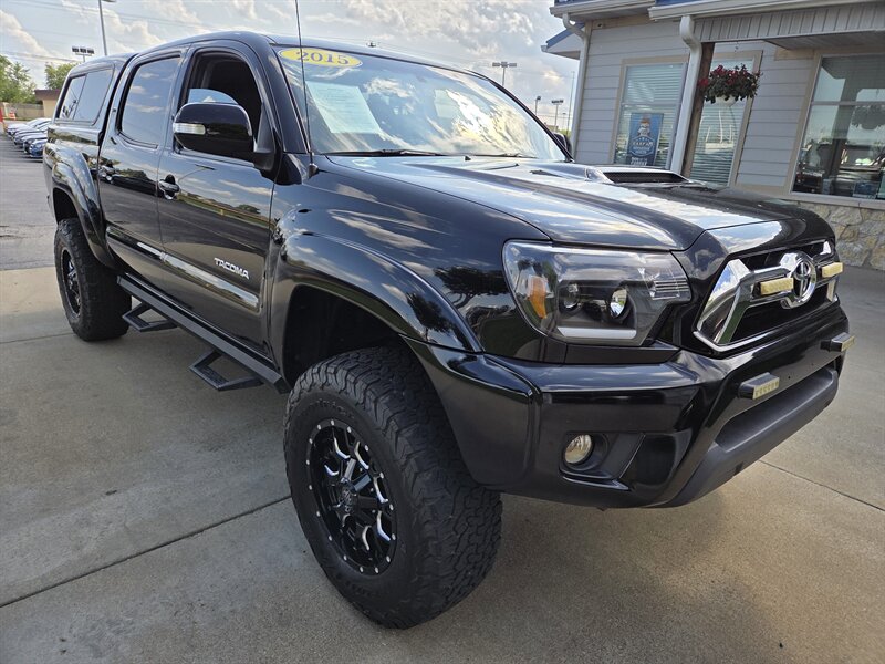 2015 Toyota Tacoma V6 - Photo 1 - Lafayette, IN 47905