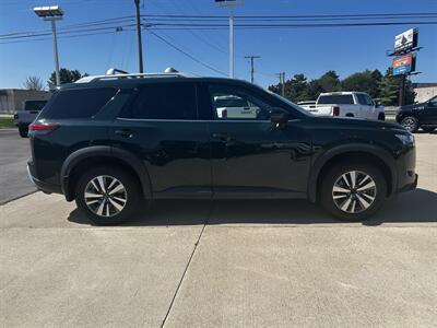 2023 Nissan Pathfinder SL - Photo 2 - Lafayette, IN 47905
