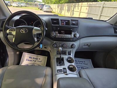 2012 Toyota Highlander   - Photo 12 - Lafayette, IN 47905