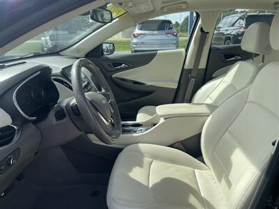 2022 Chevrolet Malibu Premier - Photo 12 - Lafayette, IN 47905