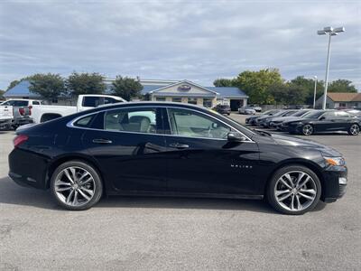 2022 Chevrolet Malibu Premier - Photo 2 - Lafayette, IN 47905