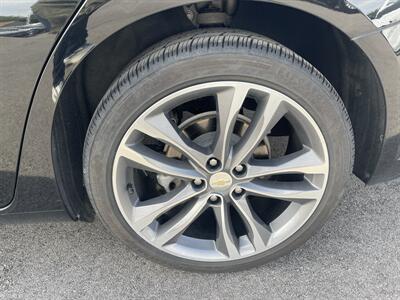 2022 Chevrolet Malibu Premier - Photo 9 - Lafayette, IN 47905