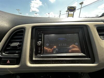 2019 Honda HR-V LX - Photo 15 - Lafayette, IN 47905