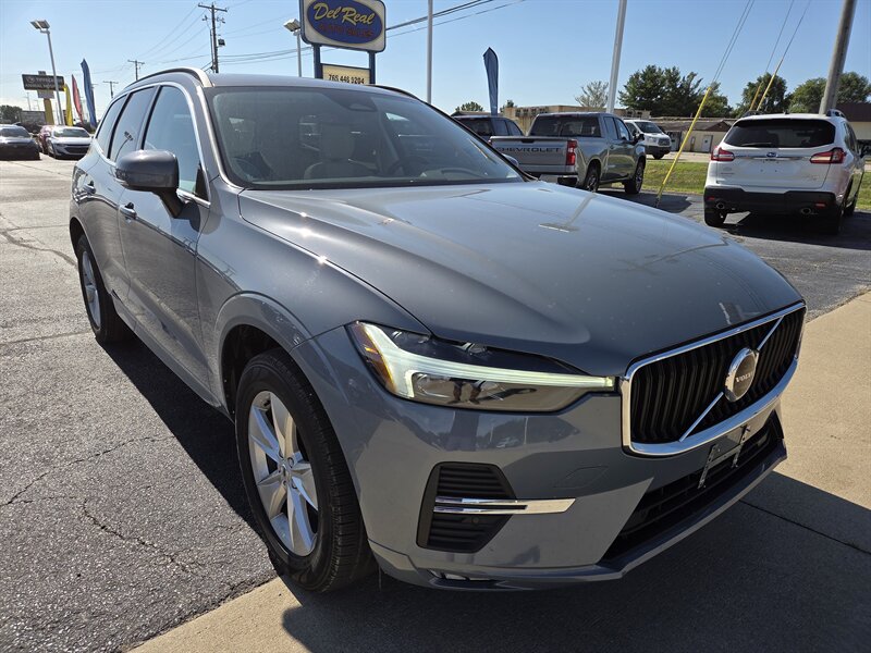 2022 Volvo XC60 B5 Momentum - Photo 1 - Lafayette, IN 47905