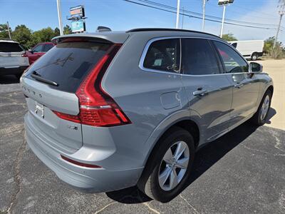 2022 Volvo XC60 B5 Momentum   - Photo 3 - Lafayette, IN 47905