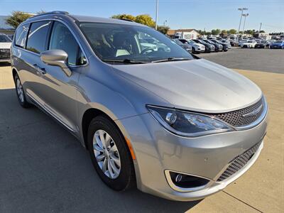 2018 Chrysler Pacifica Touring L - Photo 1 - Lafayette, IN 47905