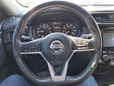2017 Nissan Rogue SL   - Photo 15 - Lafayette, IN 47905