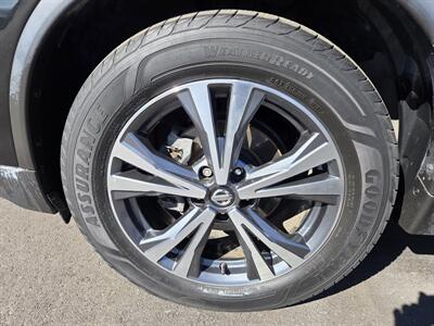 2017 Nissan Rogue SL   - Photo 9 - Lafayette, IN 47905