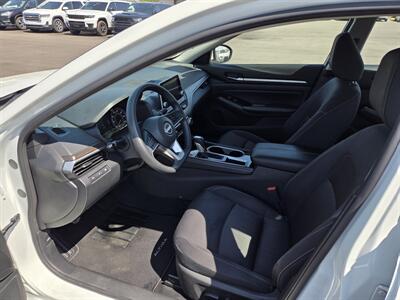 2023 Nissan Altima 2.5 SV   - Photo 10 - Lafayette, IN 47905
