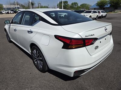 2023 Nissan Altima 2.5 SV   - Photo 5 - Lafayette, IN 47905