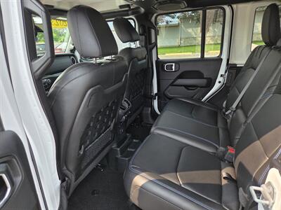2023 Jeep Wrangler Rubicon 4xe - Photo 11 - Lafayette, IN 47905