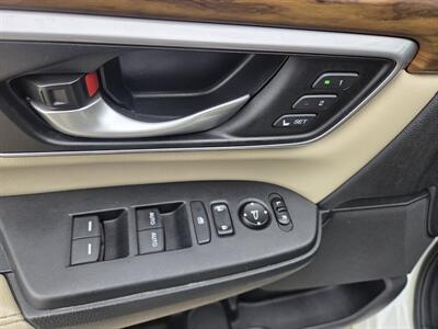 2017 Honda CR-V Touring   - Photo 13 - Lafayette, IN 47905