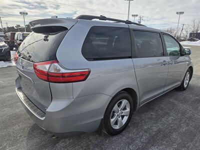 2015 Toyota Sienna LE 7-Passenger Auto   - Photo 3 - Lafayette, IN 47905