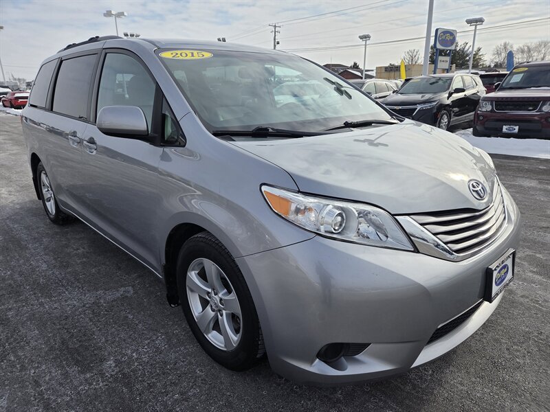 2015 Toyota Sienna LE 7-Passenger Auto   - Photo 1 - Lafayette, IN 47905