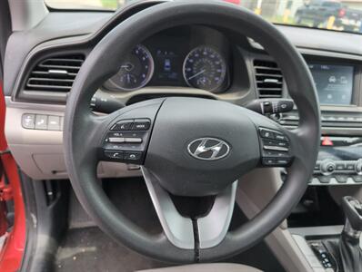 2020 Hyundai ELANTRA SEL   - Photo 13 - Lafayette, IN 47905