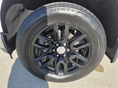 2019 Chevrolet Silverado 1500 LT   - Photo 9 - Lafayette, IN 47905