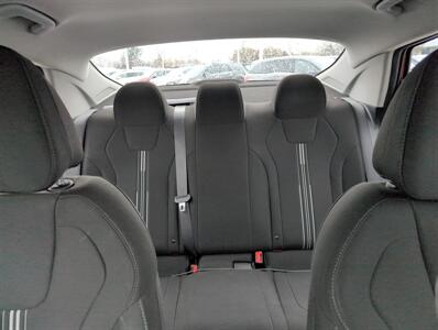 2021 Hyundai ELANTRA SEL   - Photo 18 - Lafayette, IN 47905