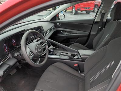 2021 Hyundai ELANTRA SEL   - Photo 10 - Lafayette, IN 47905