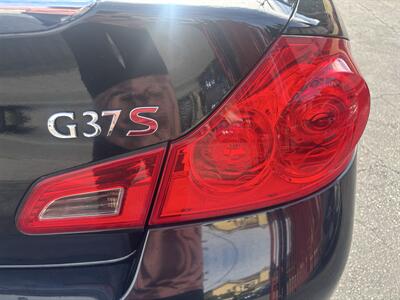 2010 INFINITI G37 Sedan Sport - Photo 5 - North Hollywood, CA 91601
