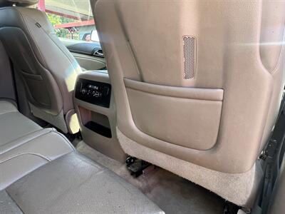 2016 GMC Yukon SLT   - Photo 72 - North Hollywood, CA 91601