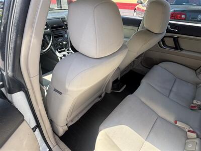 2007 Subaru Outback 2.5i - Photo 8 - North Hollywood, CA 91601