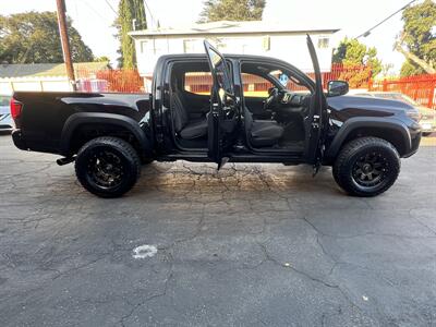 2018 Toyota Tacoma TRD Off-Road   - Photo 7 - North Hollywood, CA 91601