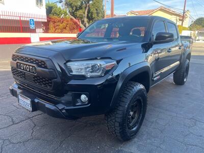 2018 Toyota Tacoma TRD Off-Road   - Photo 2 - North Hollywood, CA 91601