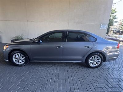 2018 Volkswagen Passat 2.0T S - Photo 2 - North Hollywood, CA 91601