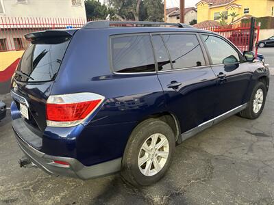 2013 Toyota Highlander Plus   - Photo 3 - North Hollywood, CA 91601