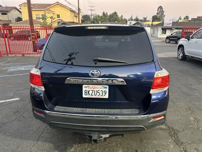 2013 Toyota Highlander Plus   - Photo 4 - North Hollywood, CA 91601