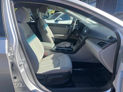 2016 Hyundai SONATA SE   - Photo 27 - North Hollywood, CA 91601