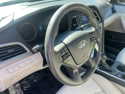 2016 Hyundai SONATA SE   - Photo 23 - North Hollywood, CA 91601