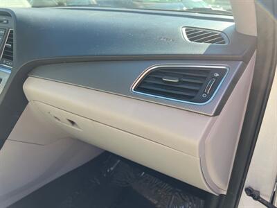 2016 Hyundai SONATA SE   - Photo 30 - North Hollywood, CA 91601