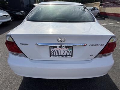 2005 Toyota Camry XLE V6 - Photo 4 - North Hollywood, CA 91601