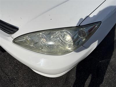 2005 Toyota Camry XLE V6 - Photo 11 - North Hollywood, CA 91601